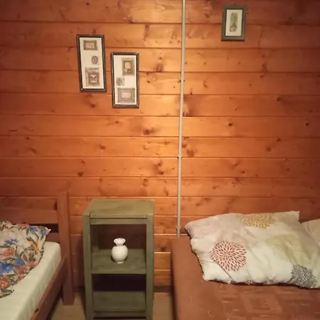 مكان تخييم Napfeny *